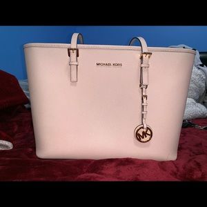 Micheal kors blush tote